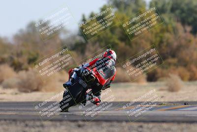 media/Dec-18-2022-SoCal Trackdays (Sun) [[8099a50955]]/Turn 7 Backside (1125am)/